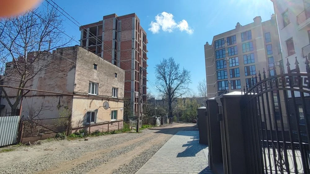 Продаю 3х кімнатну квартиру район Майдану
