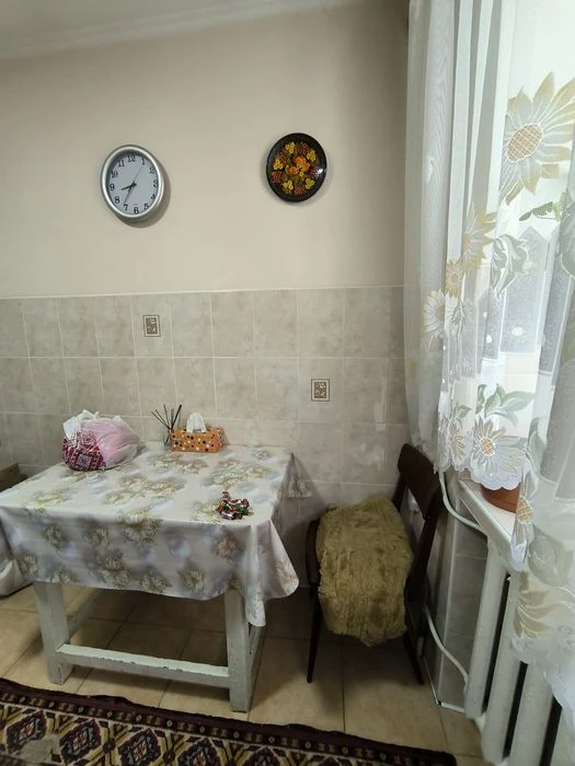 Продаж 2-кімнатної квартири по вул. Героїв Майдану