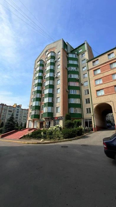 Продається простора квартира вул. Героїв Майдану, 55
