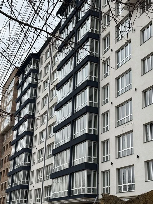 Чернівціжитлобуд, 68,5 кв.м