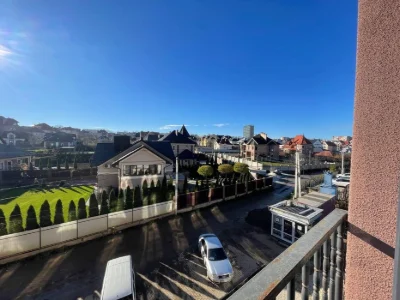 Простора та світла 2к.кв. на 1-3 поверсі (65м2)