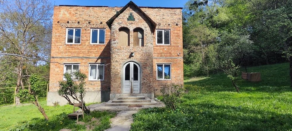 Продаж Будинка,в місті р-н Фастівської