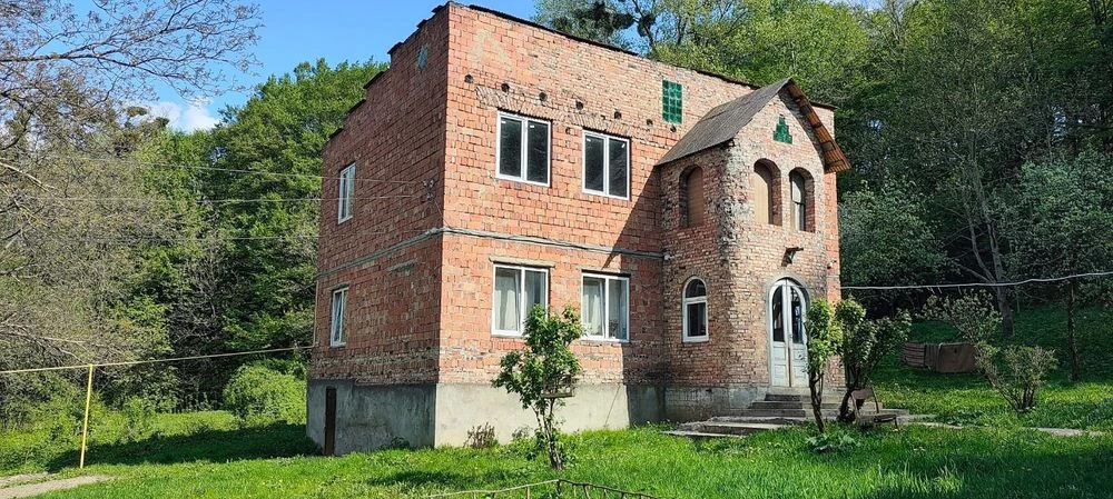 Продаж Будинка,в місті р-н Фастівської