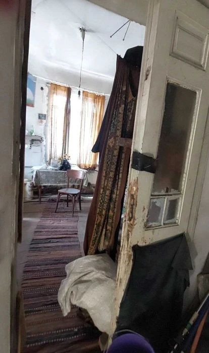 Частина будинку, центр Садгори, під житло чи комерцію , перш