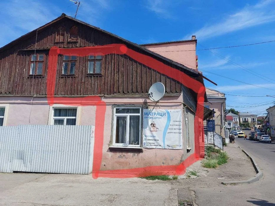 Частина будинку, центр Садгори, під житло чи комерцію , перш