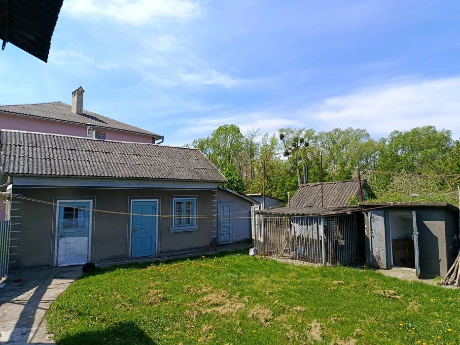 Продаж будинку в Садгорі з земельною ділянкою понад 15 соток