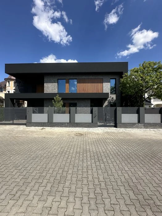 Продаж сучасного будинку в стилі хайтек ДОСЛІДНА СТАНЦІЯ(поч