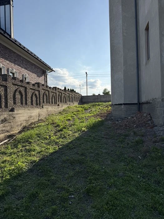Не будинок, а зАмок.