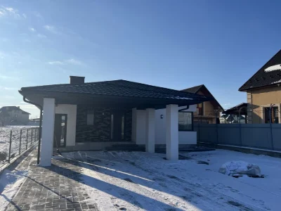 Продам будинок м Черновци 120 кв
