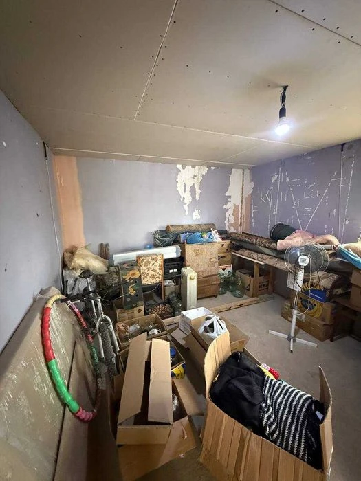 Продається частина будиночку по вулиці Прутській. Можливо по