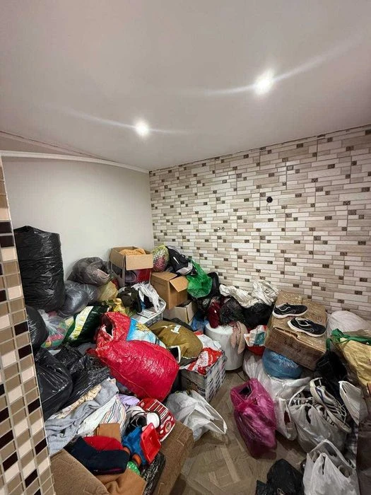 Продається частина будиночку по вулиці Прутській. Можливо по