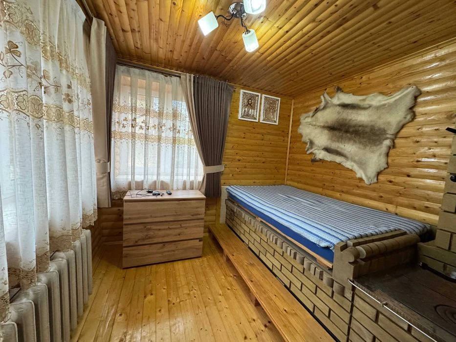 Два будинки за ціною одного