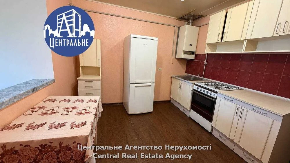 Продається частина будинку в історичній частині міста
