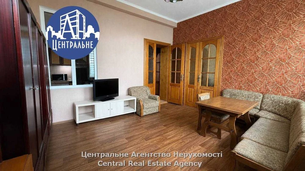 Продається частина будинку в історичній частині міста