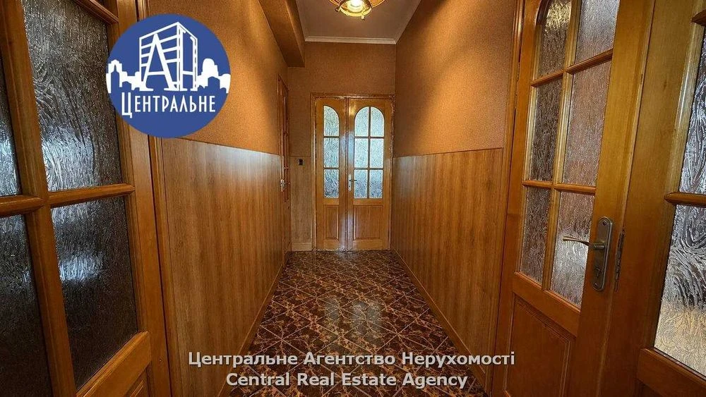 Продається частина будинку в історичній частині міста