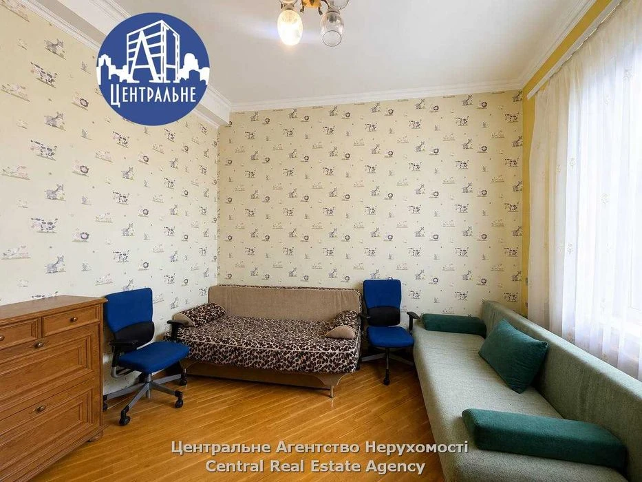 Продається частина будинку в історичній частині міста
