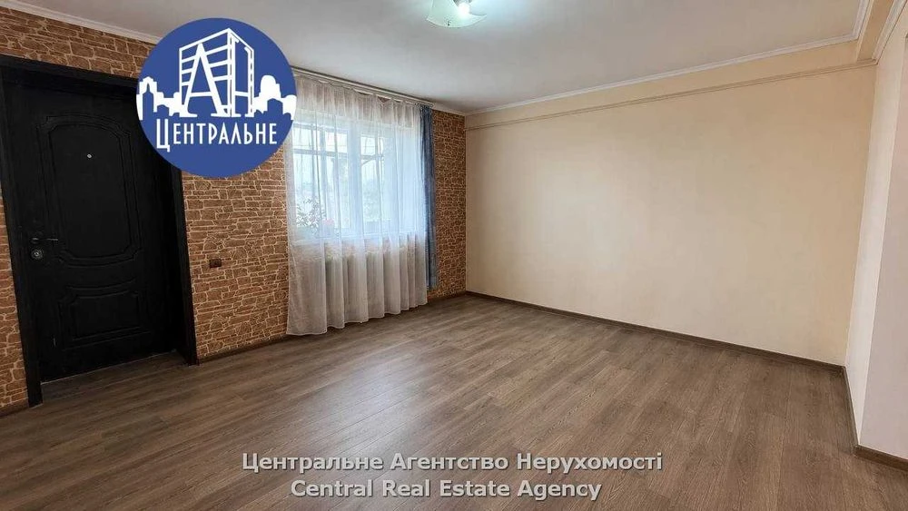 Продається частина будинку в історичній частині міста
