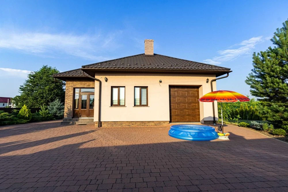 Продаж! Затишний будинок. Заходь та живи