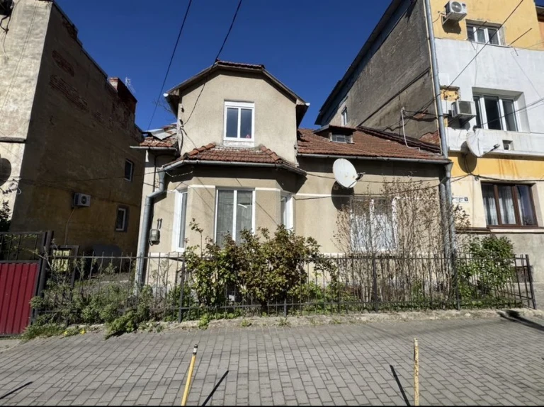Будинок в парковій зоні, 1 провулок Герцена ( р-н гот Букови