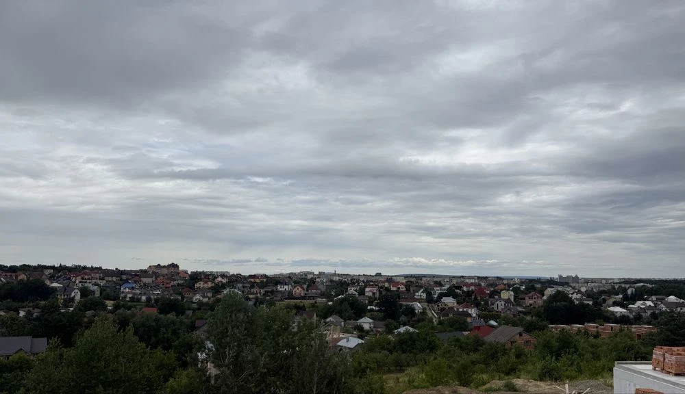 Продаж зданих в експлуатацію газифікованих таунів  в затишні