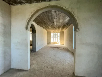 Маєток з панорамним видом на місто: 275 м² якості та простор