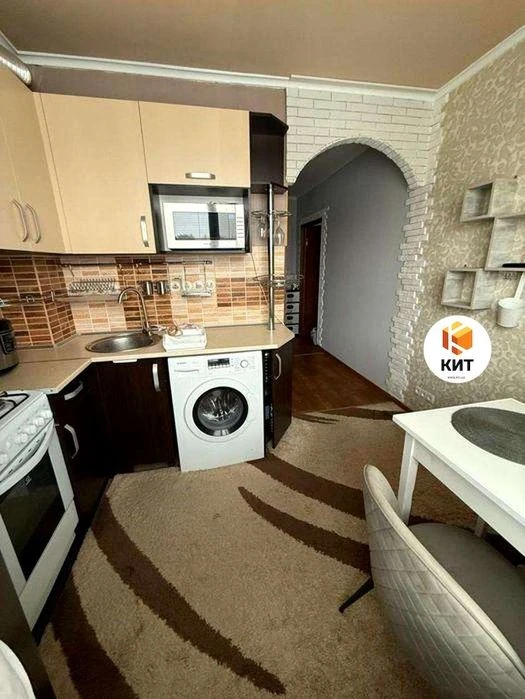 1 room. 33 sq. m. Saltovka, 605 mrn., Traktoro-Stroiteley Ave. 63, RE-13