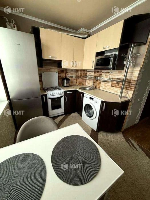 1 room. 33 sq. m. Saltovka, 605 mrn., Traktoro-Stroiteley Ave. 63, RE-13