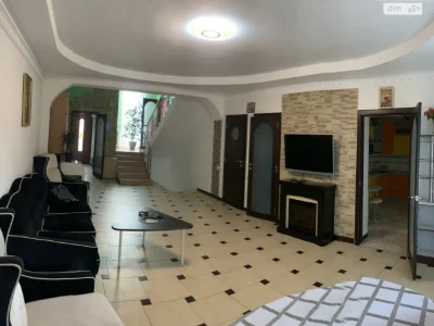 Продаж Таунхаус Першотравневий