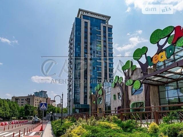 Продаж 7к квартири 303 кв. м на вул. Андрія Верхогляда 7 ЧЕР