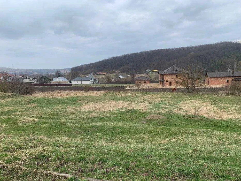 Продам терміново земельну ділянку , комерційного призначення
