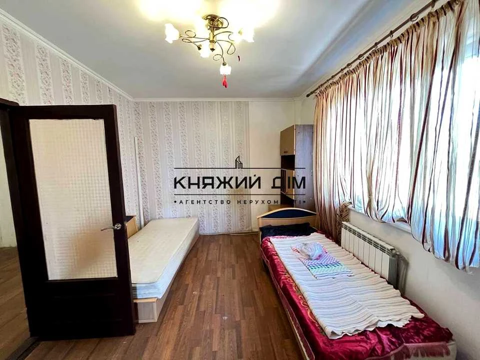 Будинок. Київ, Лугова вул.