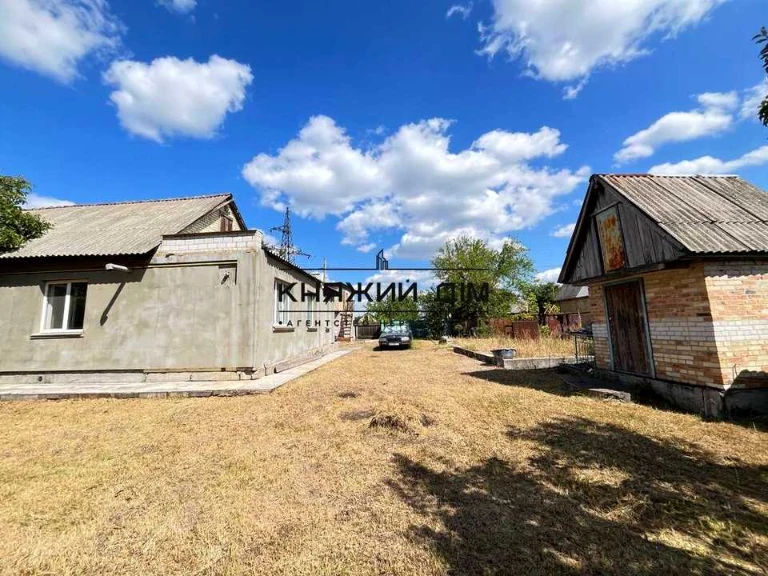 Будинок. Київ, Лугова вул.