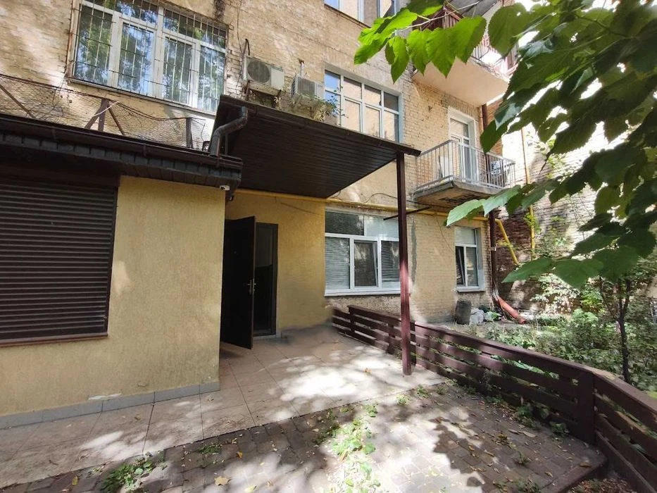 Квартира «Сховище» в історичному центрі Києва по вул. Костьо