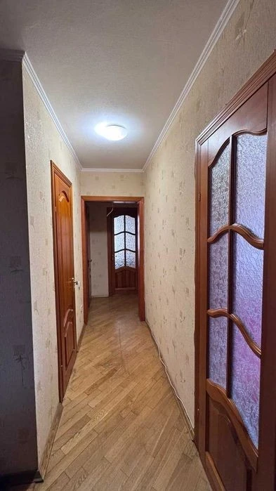 ТОП Продам 2к квартиру 74м з ремонтом Дарницький бульвар 8 Д