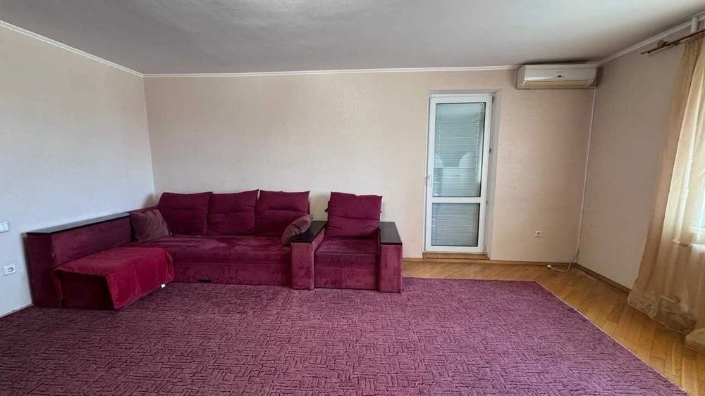 ТОП Продам 2к квартиру 74м з ремонтом Дарницький бульвар 8 Д