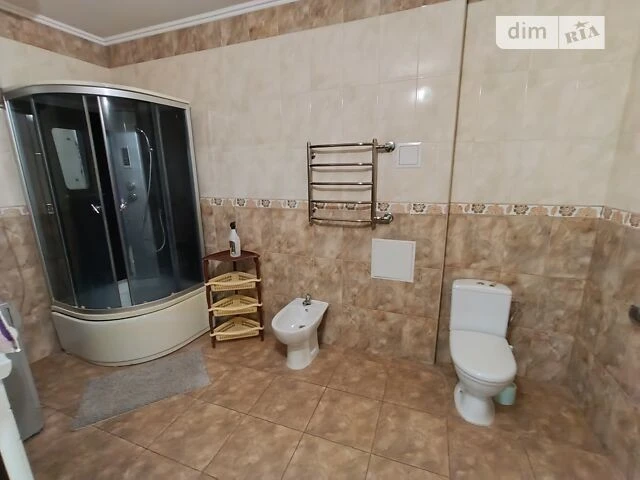 Довготривала оренда 2к квартири на вул. Драгоманова 40Ж • ID