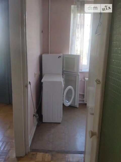 Довготривала оренда 2к квартири на вул. Вінстона Черчилля 22