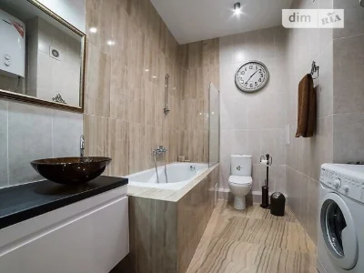Довготривала оренда 3к квартири на вул. Дегтярна 11 • ID 343