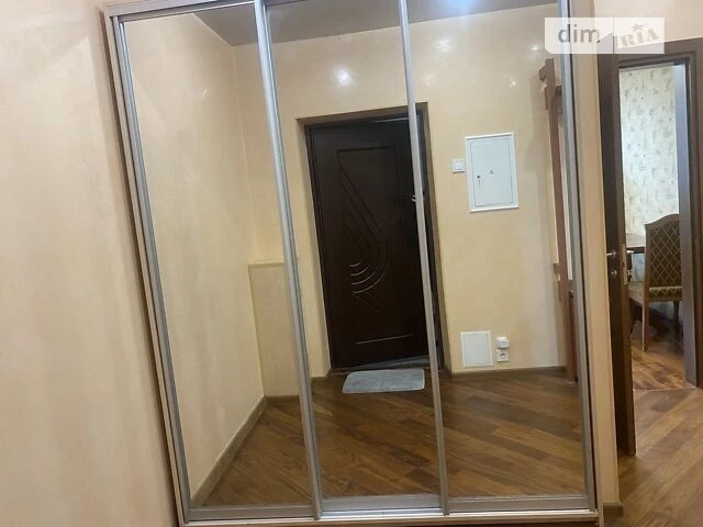 Довготривала оренда 3к квартири на вул. Степана Руданського