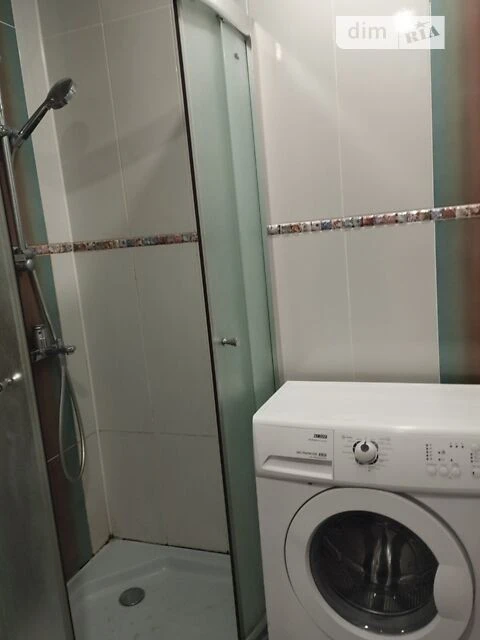 Довготривала оренда 1к квартири на просп. Дмитра Павличка 7