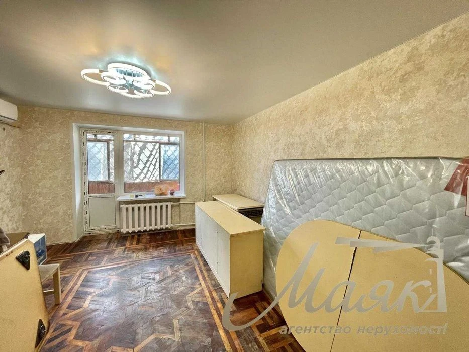 Продажа 3 комн.квартиры, 2 этаж