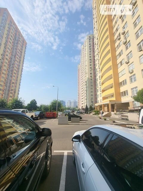 Довготривала оренда 1к квартири на вул. Сім'ї Кульженків 35