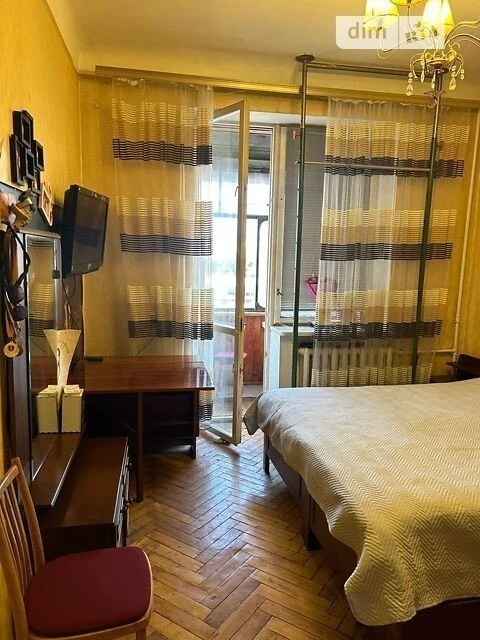 Довготривала оренда 3к квартири на вул. Гетьмана Павла Полуб