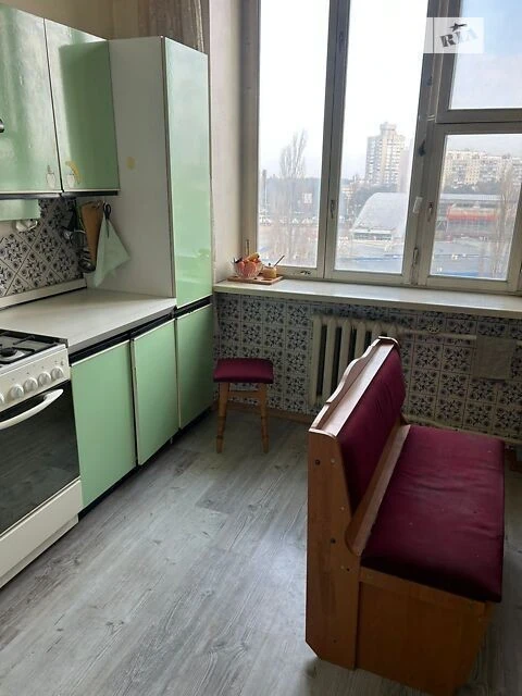 Довготривала оренда 3к квартири на вул. Гетьмана Павла Полуб