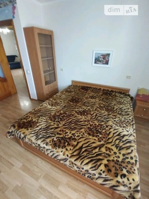 Довготривала оренда 2к квартири на вул. Дачна 53 • ID 345638