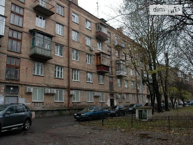 Довготривала оренда 2к квартири на просп. Повітряних Сил 38