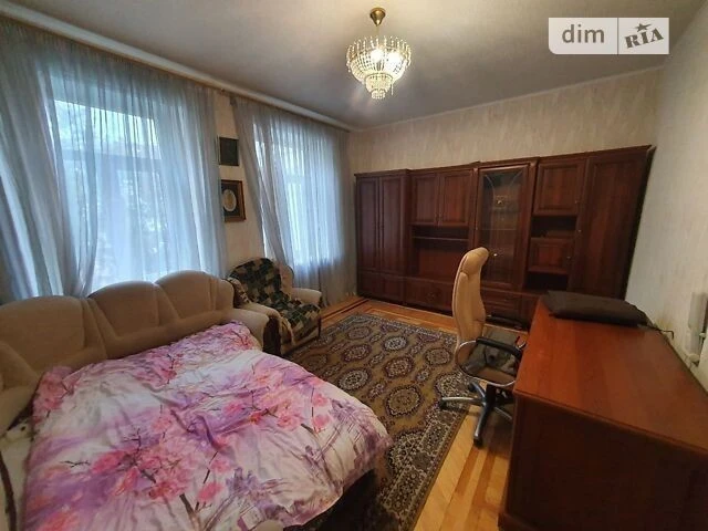 Довготривала оренда 2к квартири на вул. Лютеранська 26/17 •