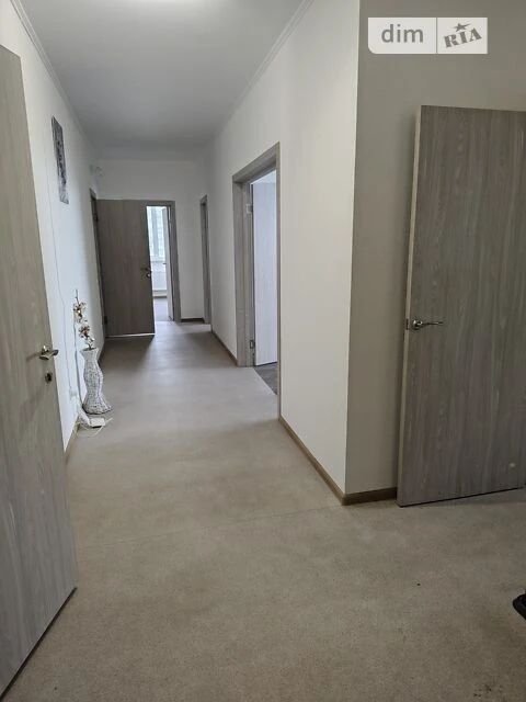 Довготривала оренда 3к квартири на просп. Валерія Лобановськ