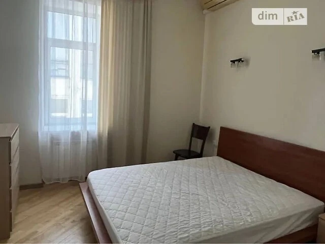 Довготривала оренда 2к квартири на вул. Еспланадна 2 • ID 34