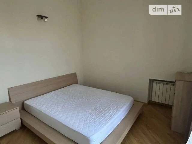 Довготривала оренда 2к квартири на вул. Еспланадна 2 • ID 34